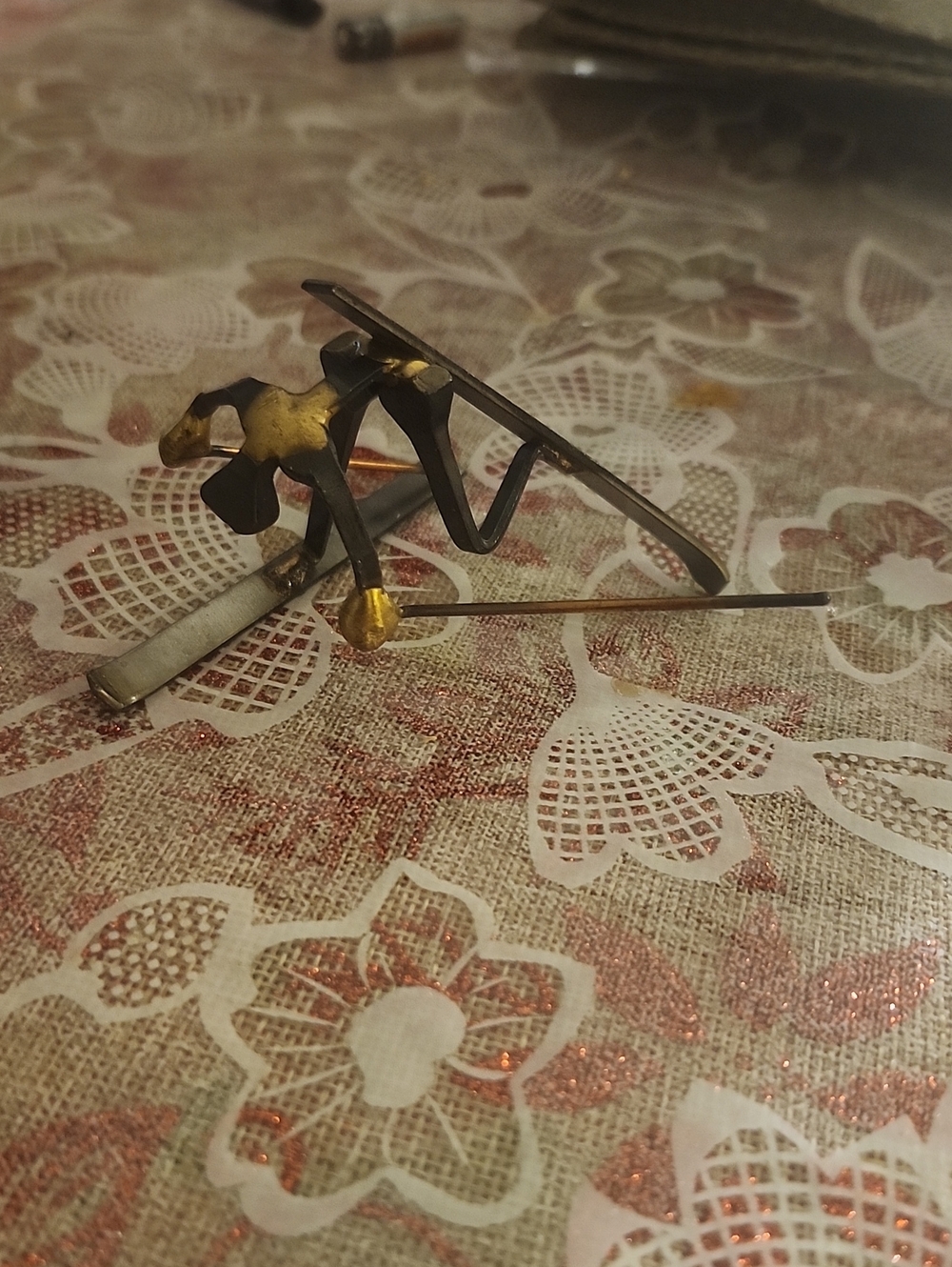 Gold & Black Abstract Metal Sking - 3" Handmade